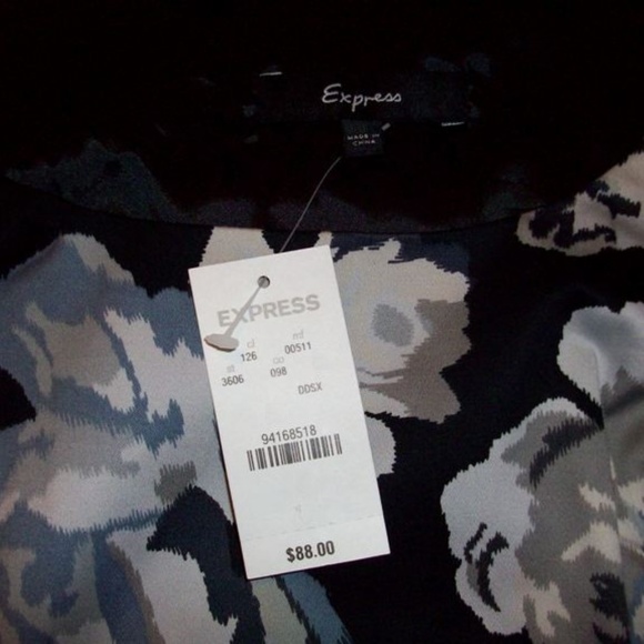 Express Cute Black Floral Dress Size 12 - Picture 5 of 5